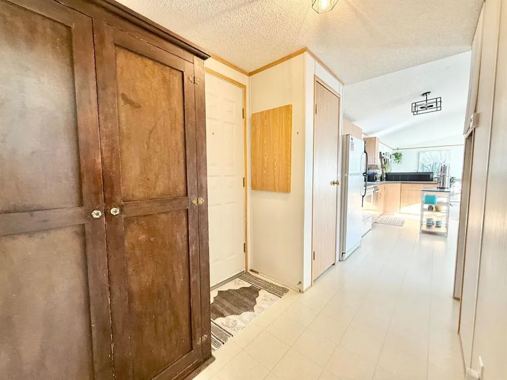 310 Railway Avenue, #1