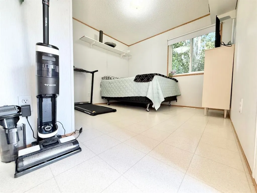 310 Railway Avenue, #1