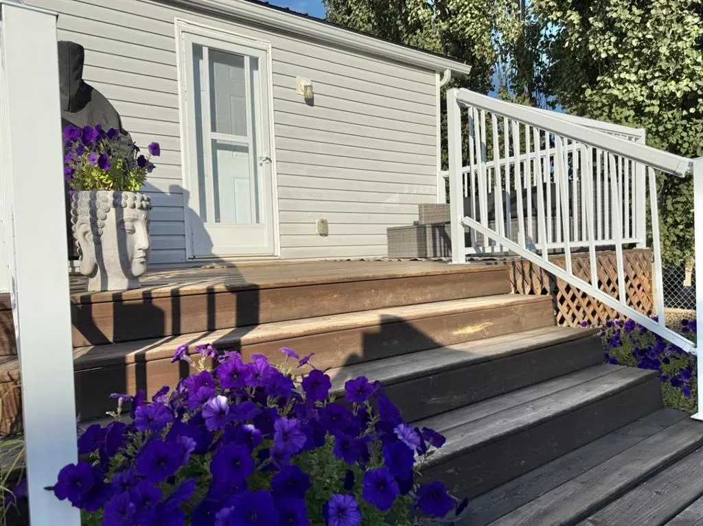 310 Railway Avenue, #1