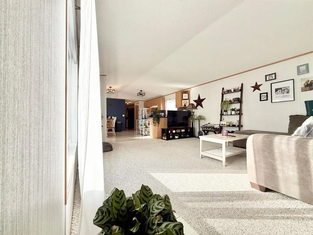 310 Railway Avenue, #1