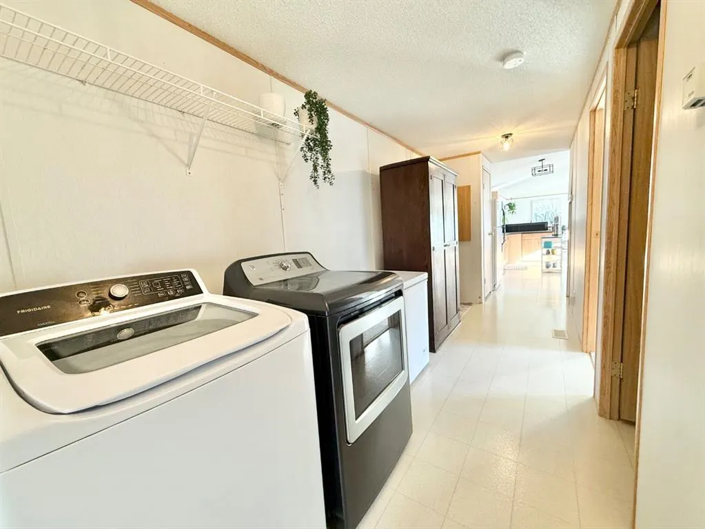 310 Railway Avenue, #1