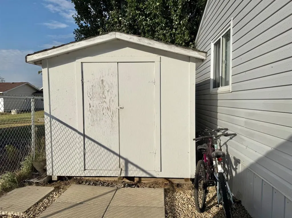 310 Railway Avenue, #1