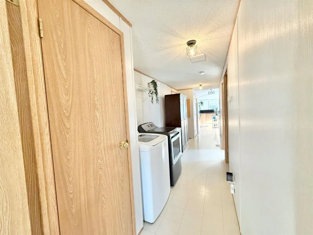 310 Railway Avenue, #1