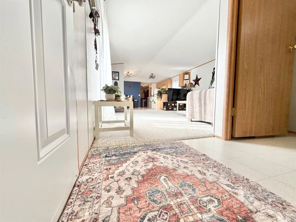 310 Railway Avenue, #1