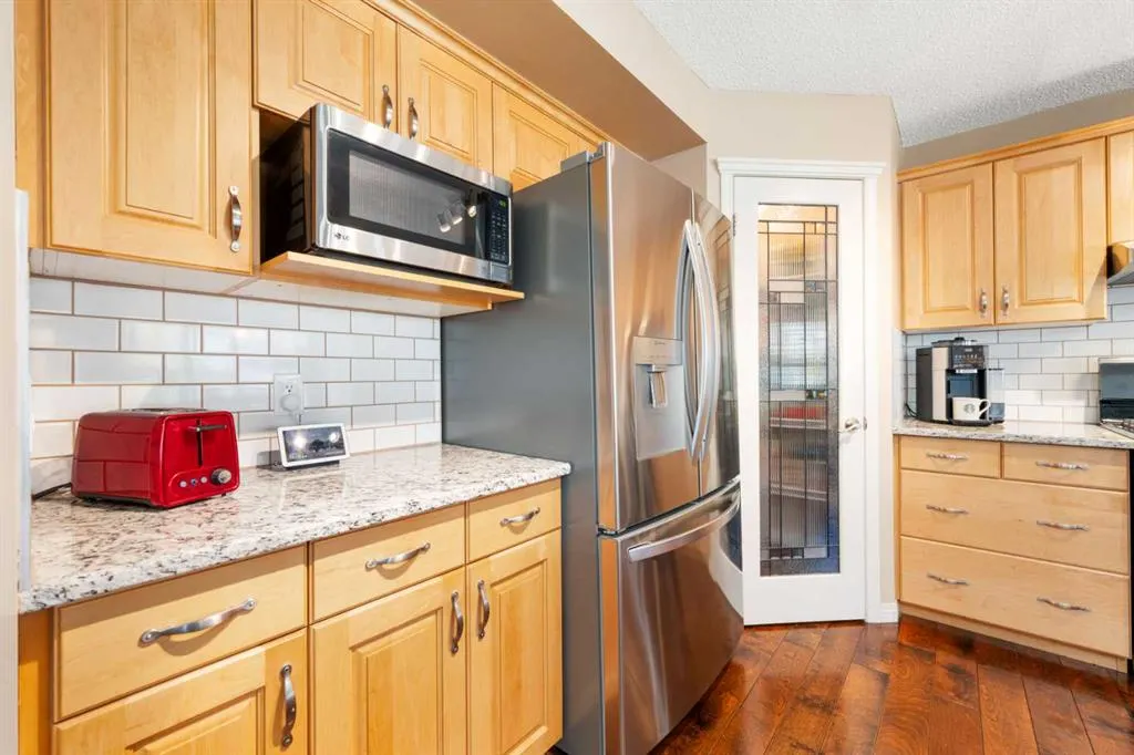 81 Tuscany Ravine Crescent NW