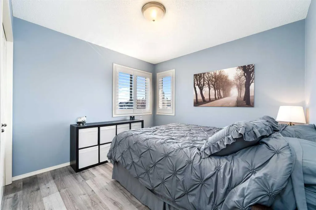 81 Tuscany Ravine Crescent NW