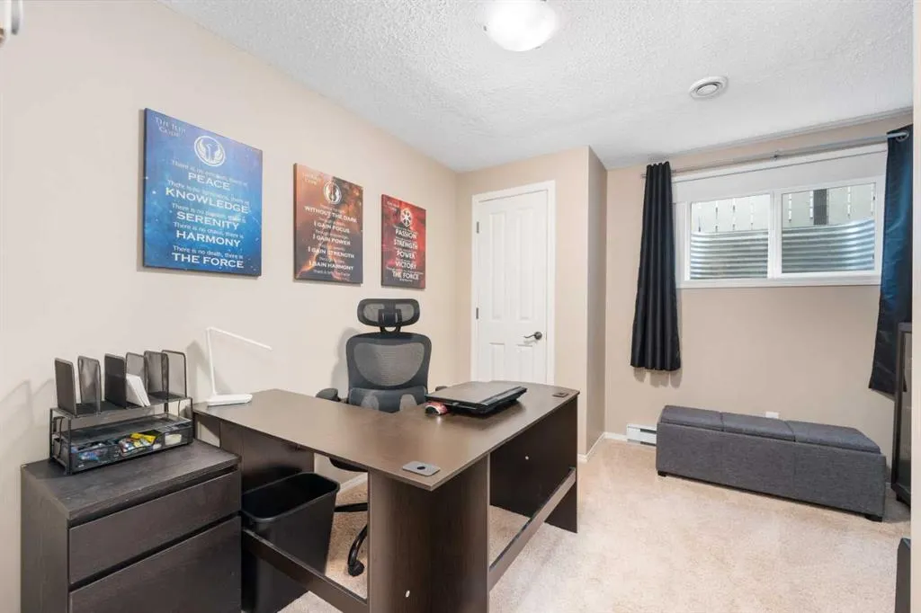 81 Tuscany Ravine Crescent NW