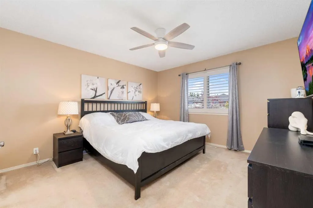 81 Tuscany Ravine Crescent NW
