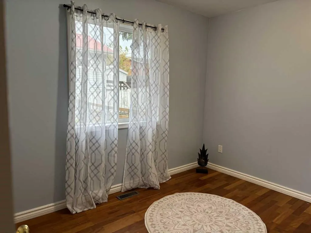 45 Street, #4205