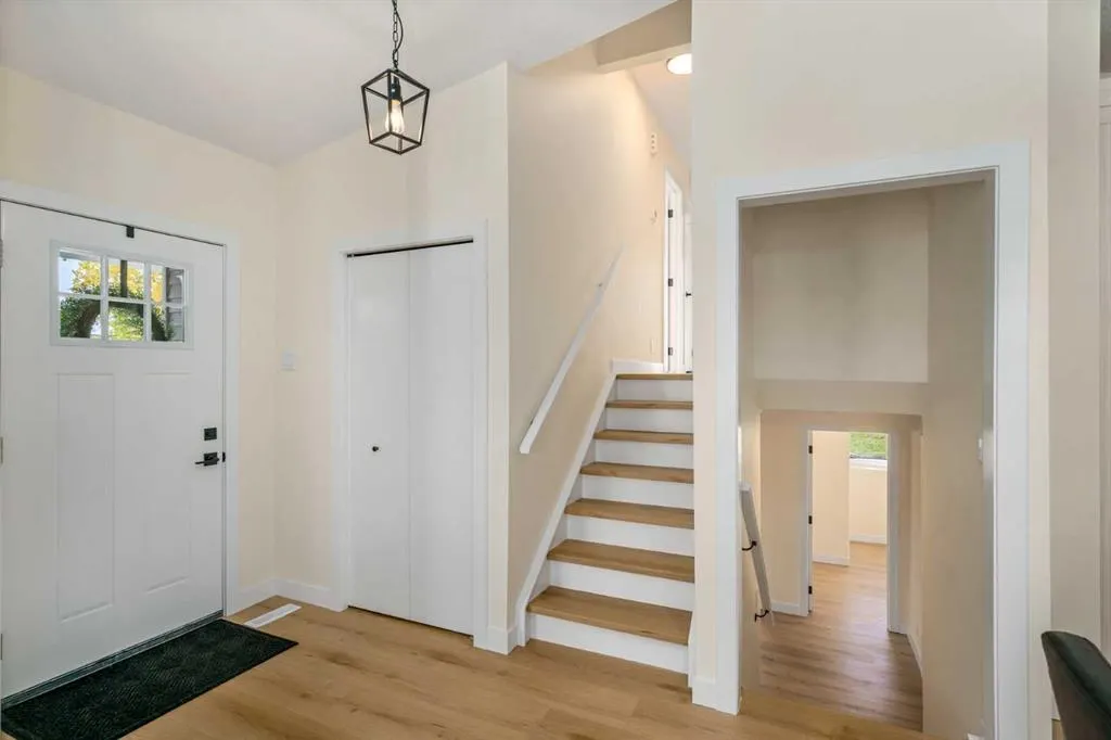 204 Mckerrell Way SE