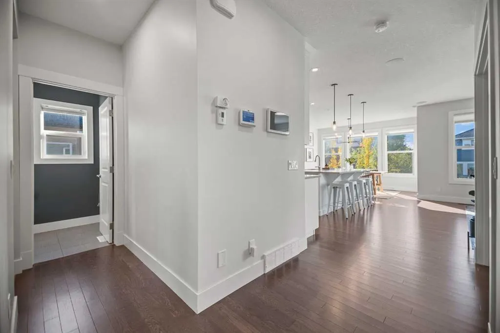 2 Ranchers Manor