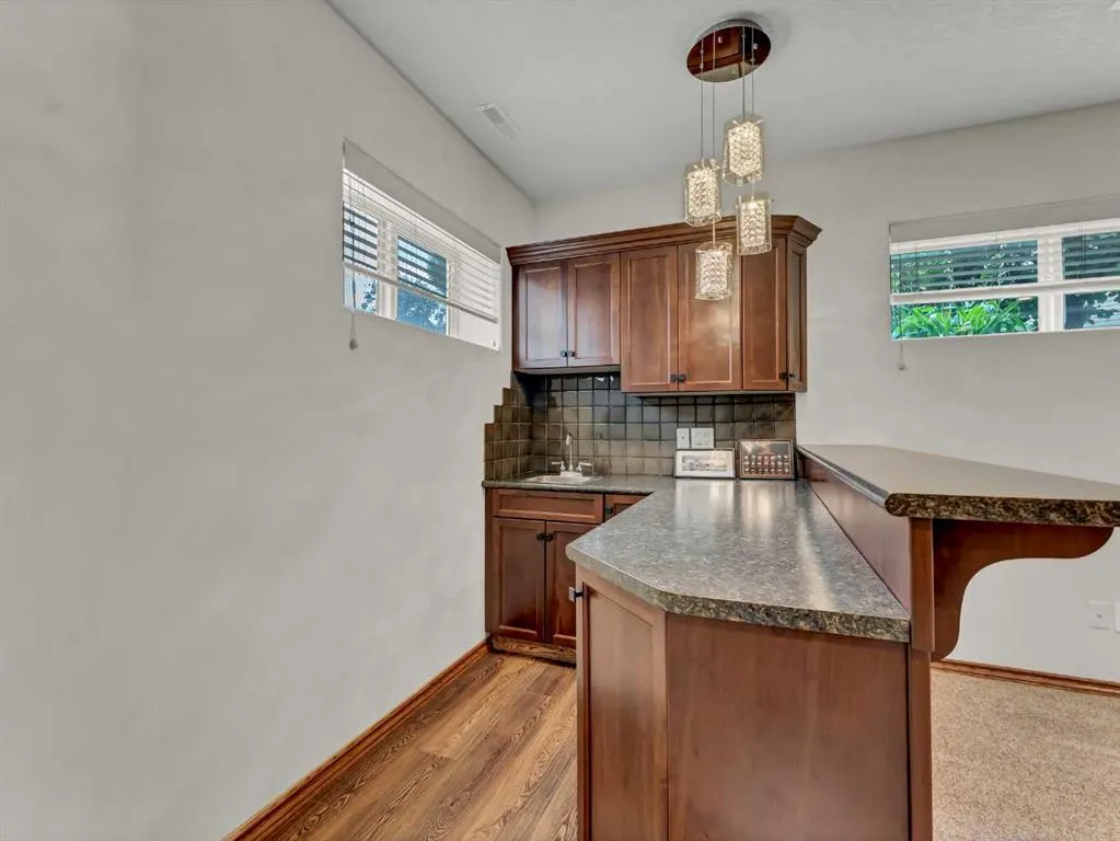 247 Sierra Road SW