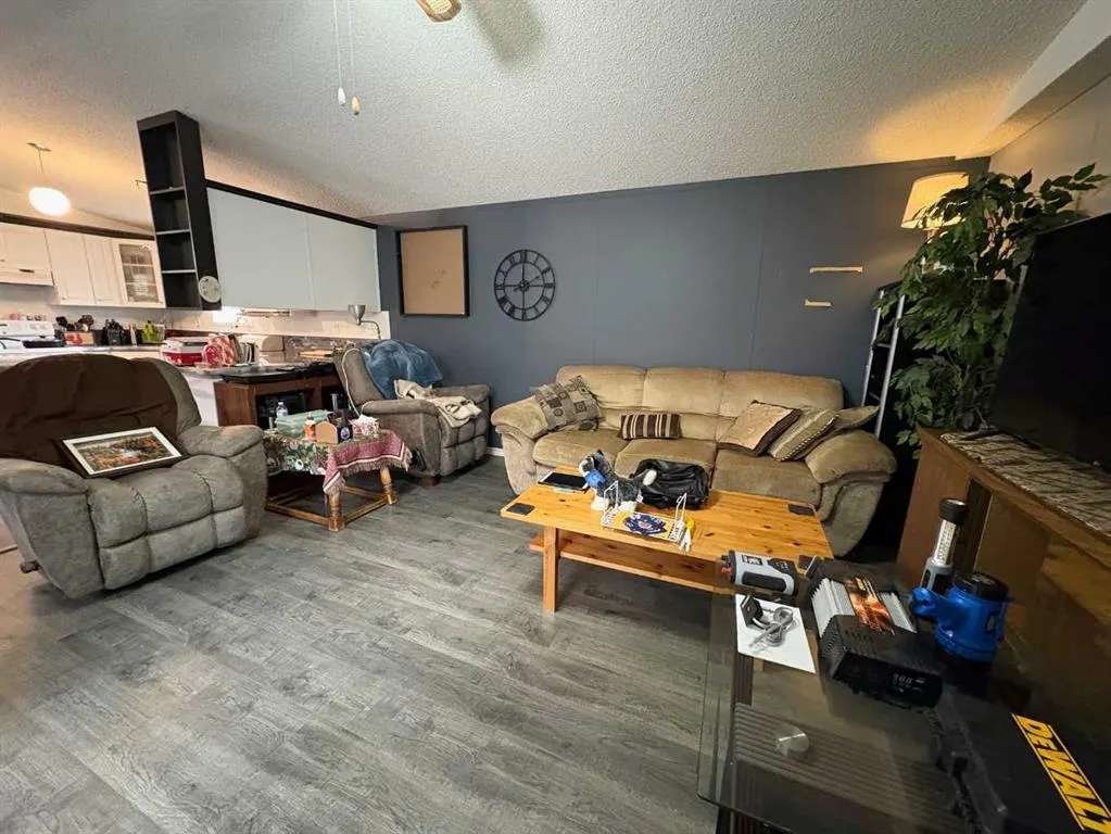 33 Parkside Drive