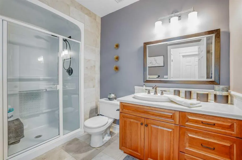 462 Crystal Green Manor