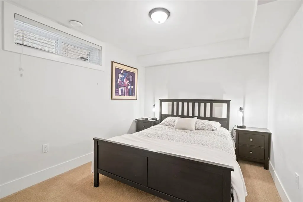 128 Millpark Road SW