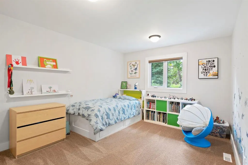 128 Millpark Road SW