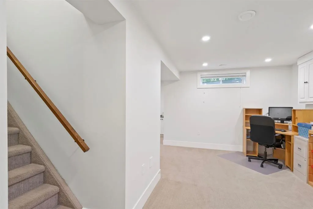 128 Millpark Road SW