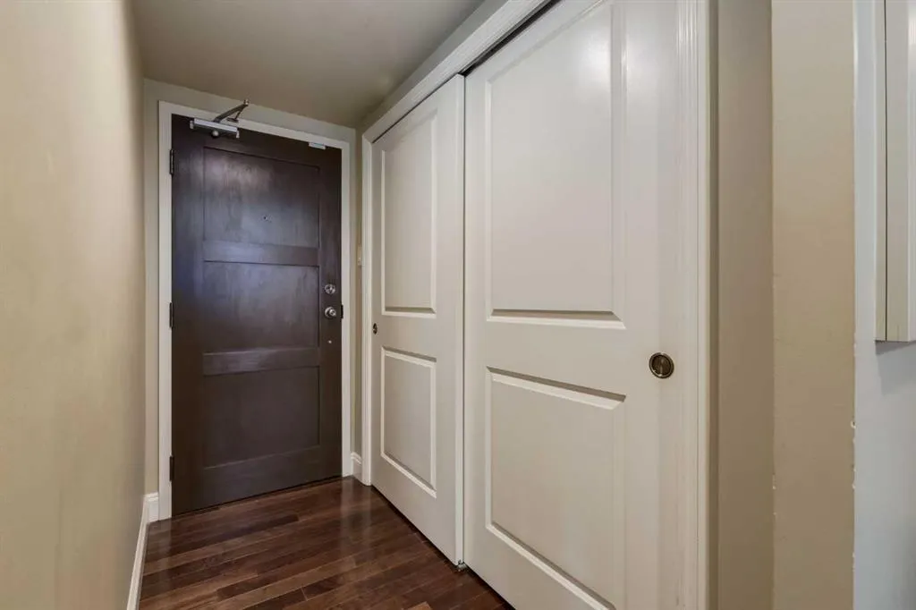 733 14 Avenue SW, #706