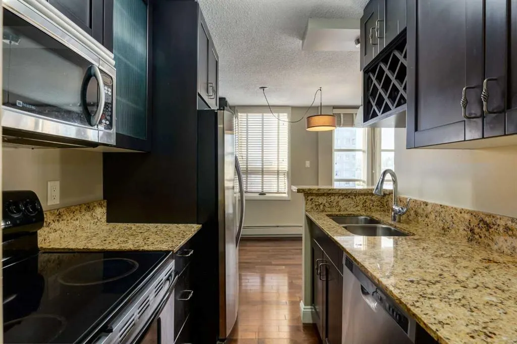 733 14 Avenue SW, #706