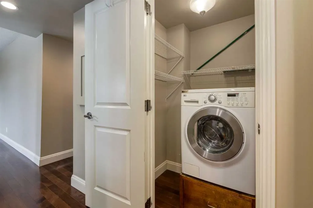 733 14 Avenue SW, #706