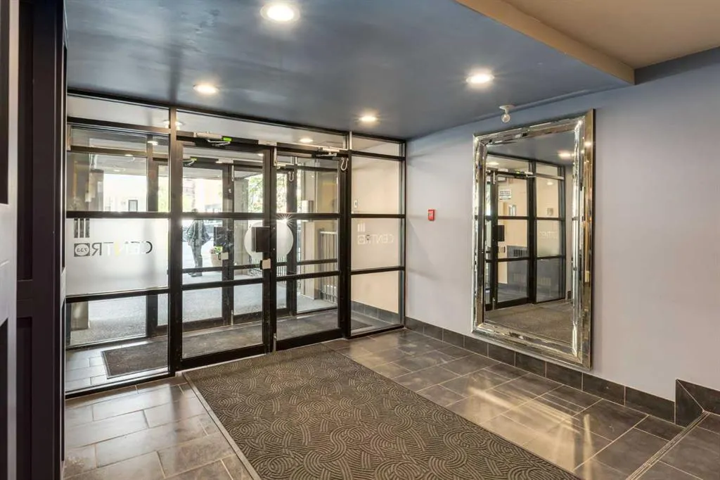 733 14 Avenue SW, #706