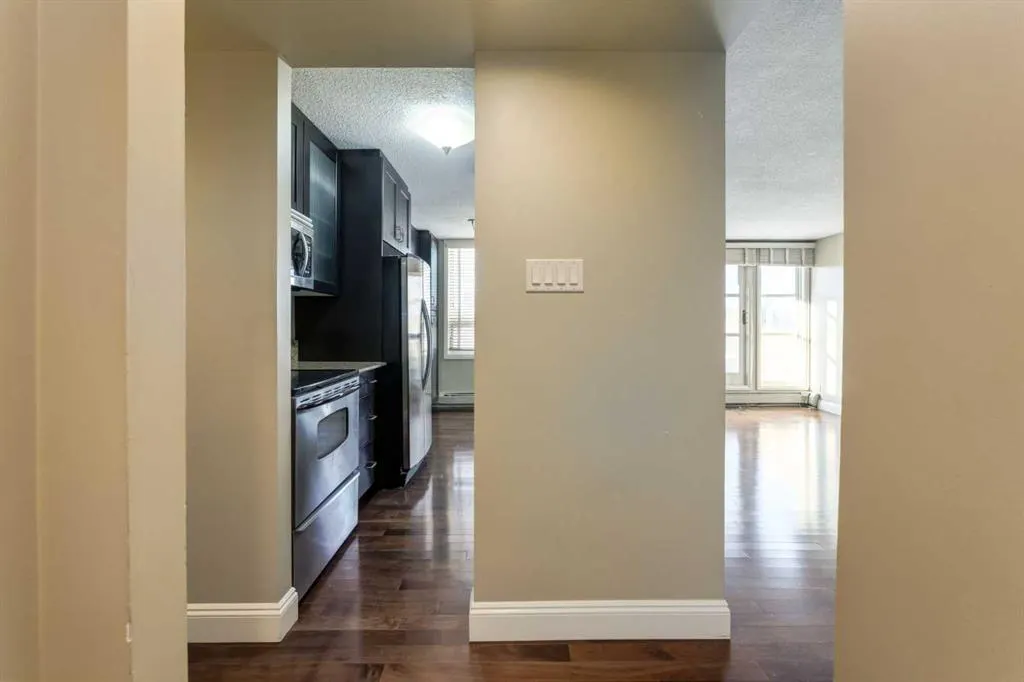 733 14 Avenue SW, #706