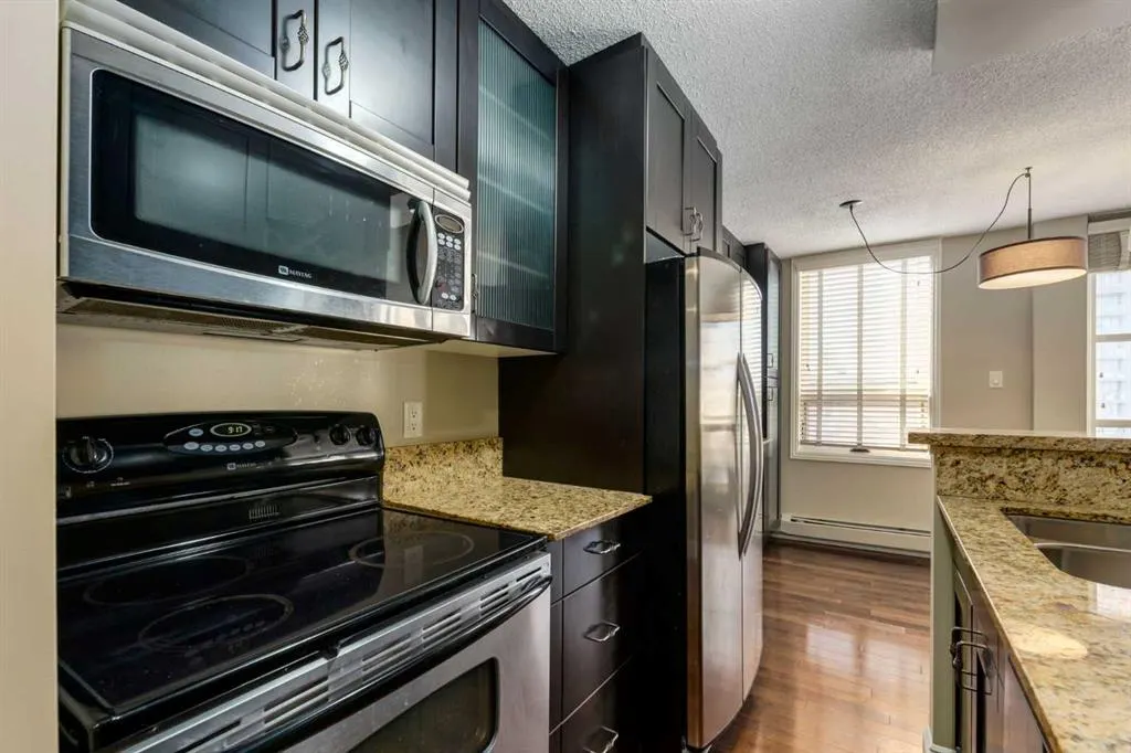 733 14 Avenue SW, #706