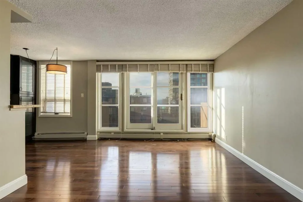 733 14 Avenue SW, #706
