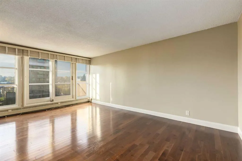 733 14 Avenue SW, #706