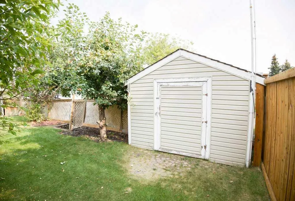 16 Parson Drive