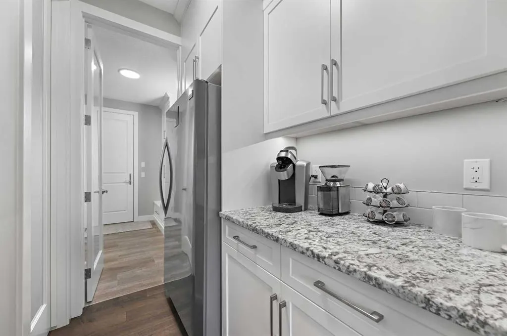 25 Rock Lake Heights NW