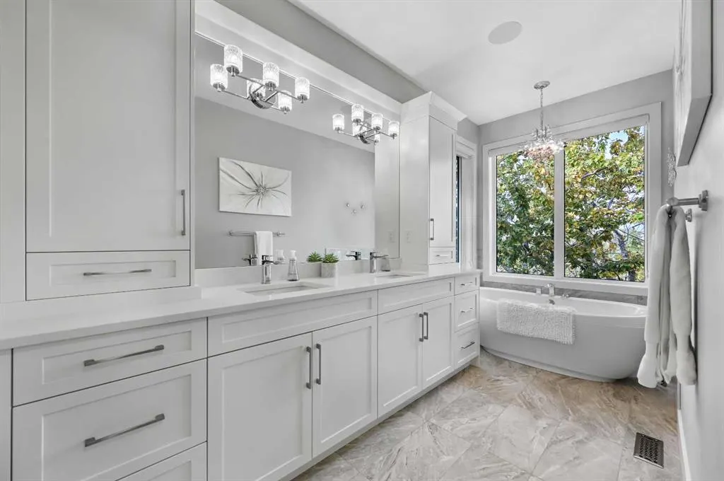 25 Rock Lake Heights NW