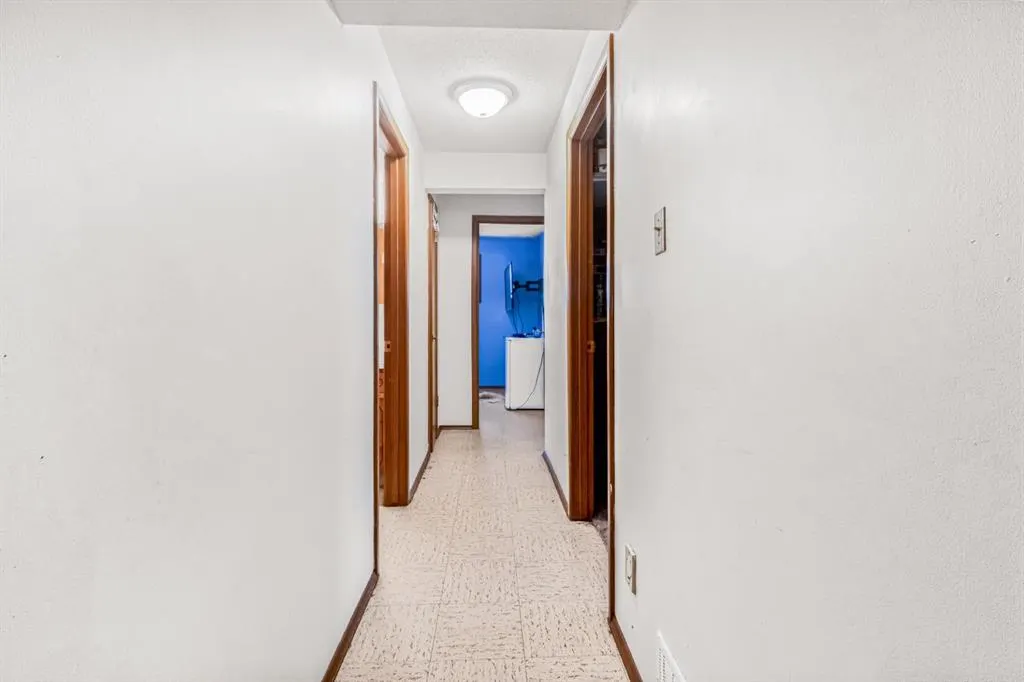 30 & 32 Dalton Bay NW