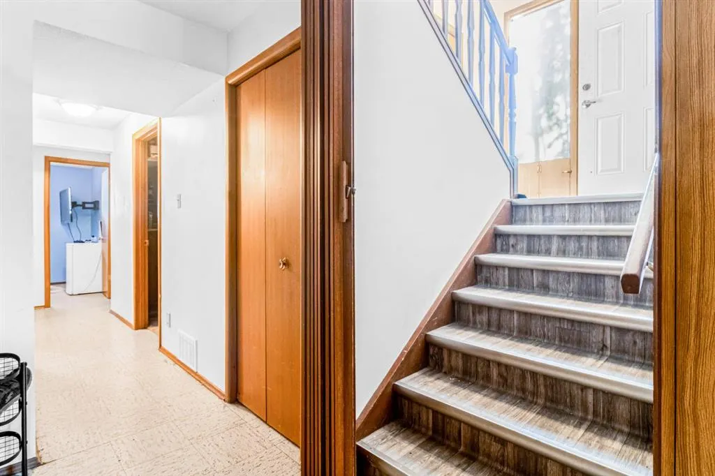 30 & 32 Dalton Bay NW