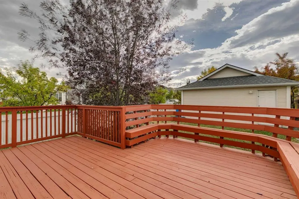 51 Inverness Grove SE