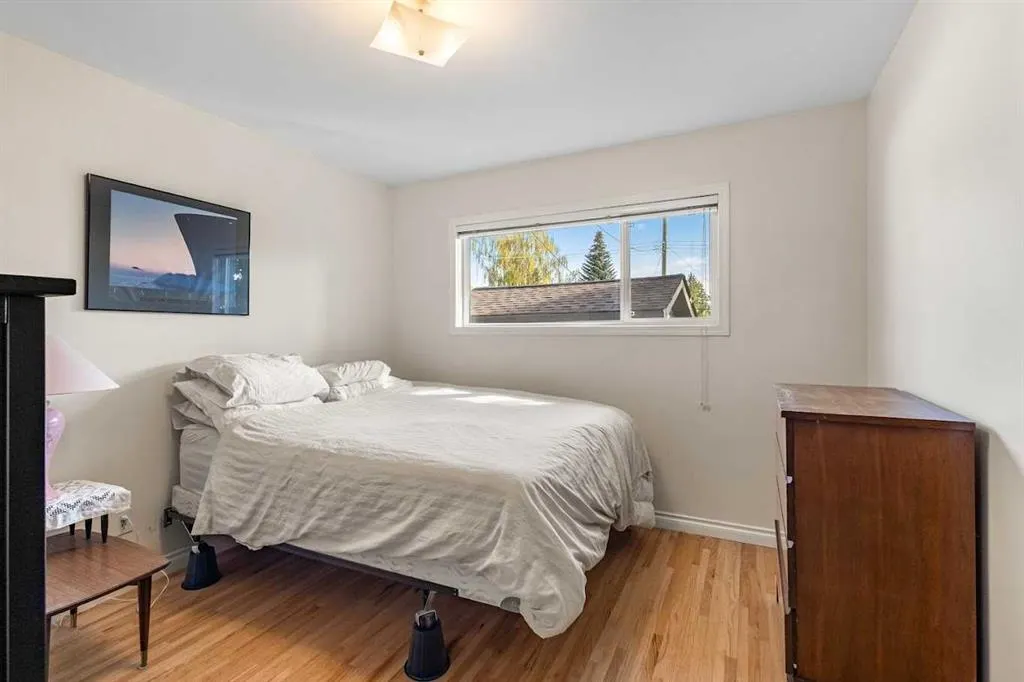 362 Ashley Crescent SE