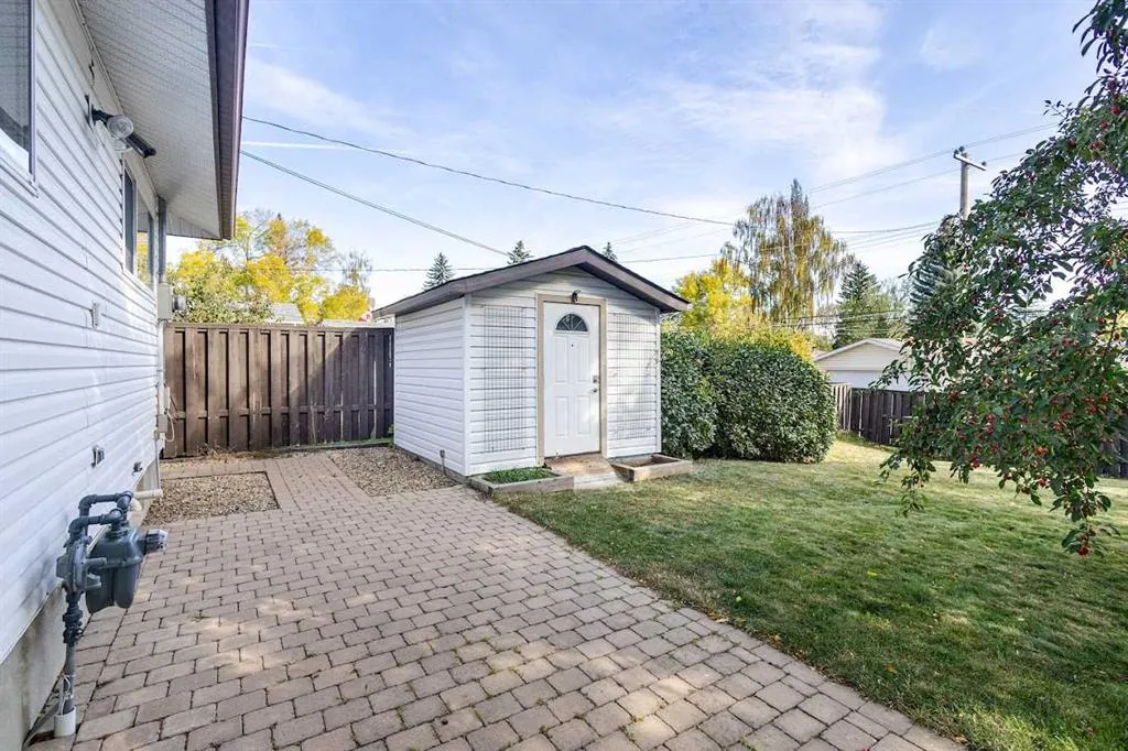362 Ashley Crescent SE
