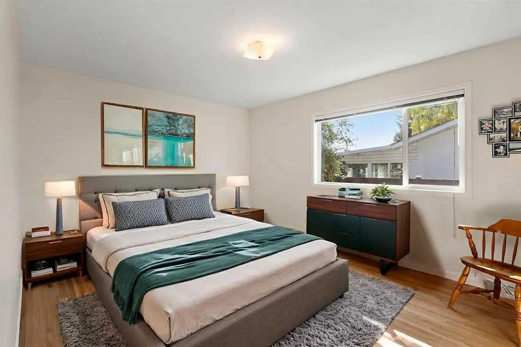 362 Ashley Crescent SE