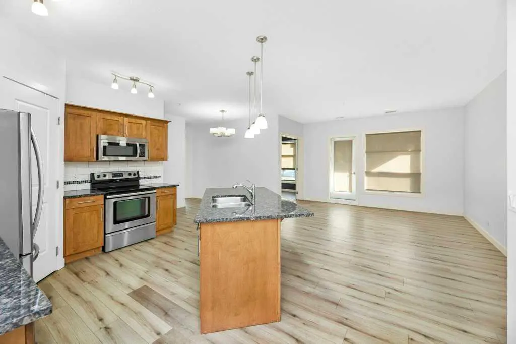 5110 36 Street, #109