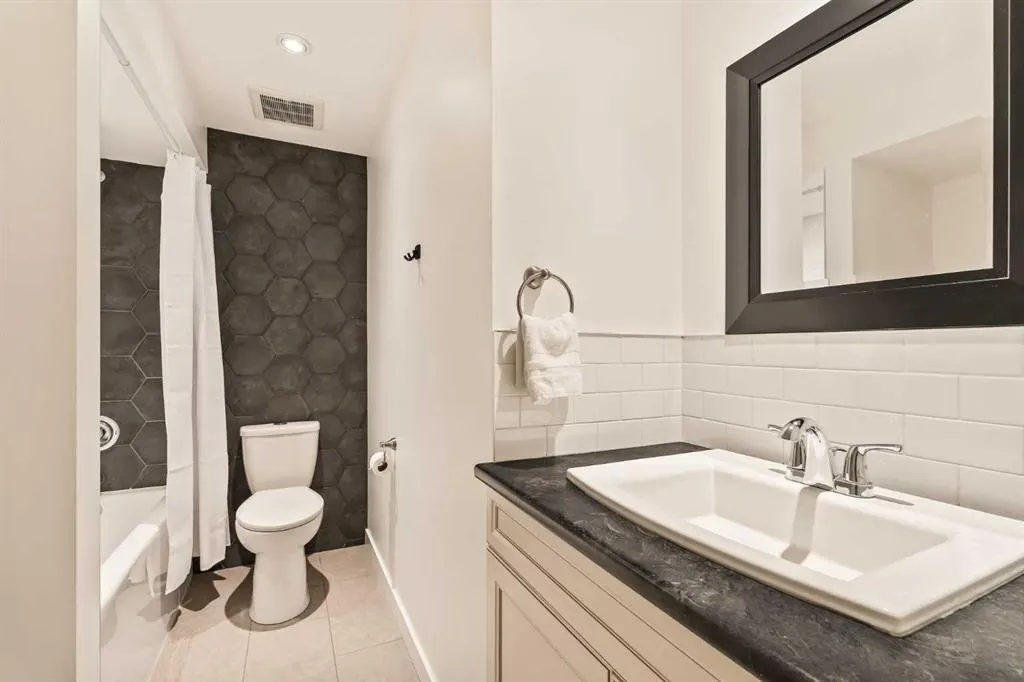 151 Kingsbridge Road SE