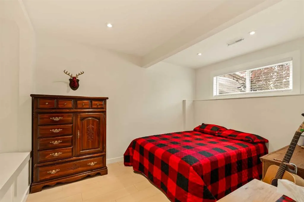 151 Kingsbridge Road SE