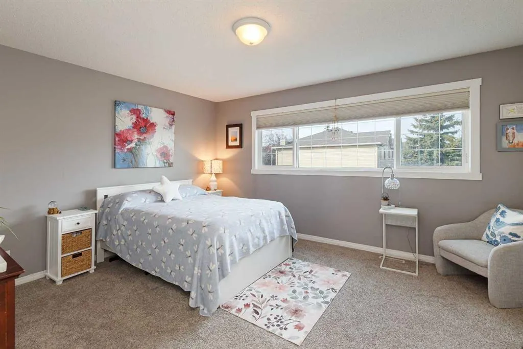 25 Chaparral Ridge Terrace SE