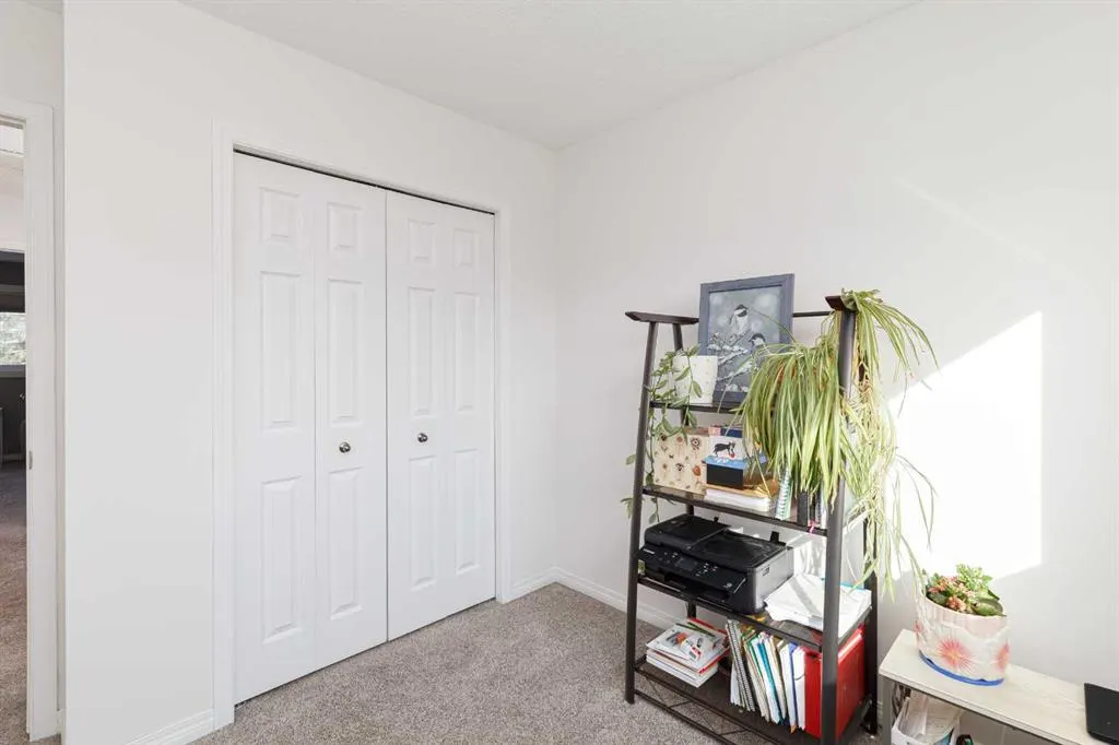 25 Chaparral Ridge Terrace SE
