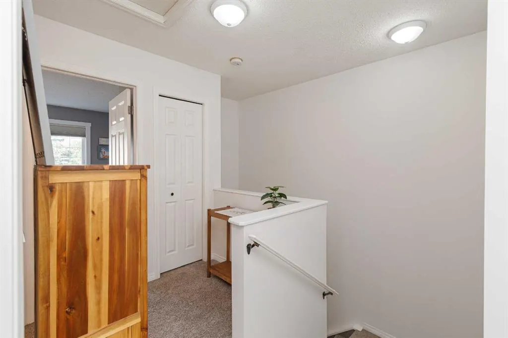 25 Chaparral Ridge Terrace SE