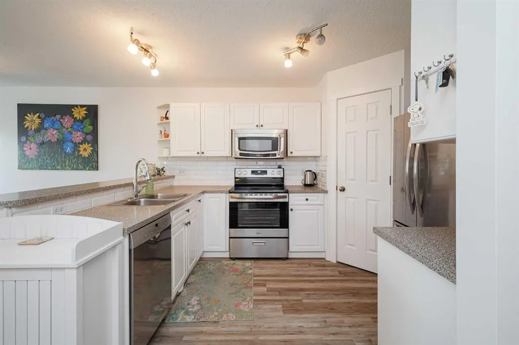 25 Chaparral Ridge Terrace SE