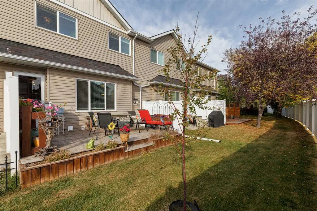 25 Chaparral Ridge Terrace SE