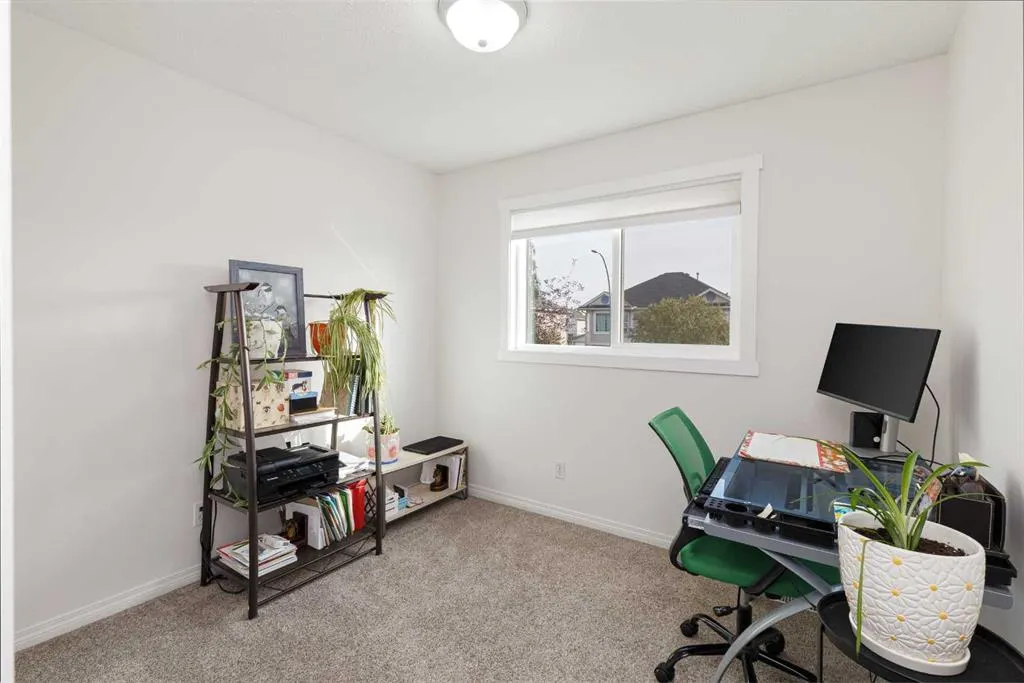 25 Chaparral Ridge Terrace SE