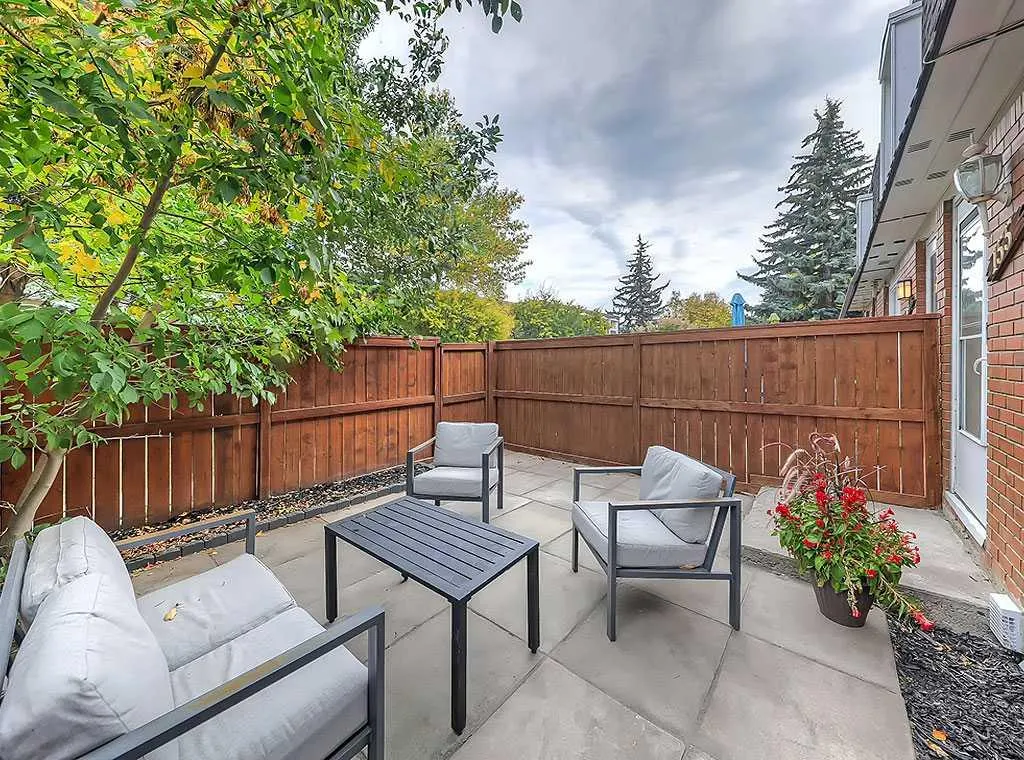 330 Canterbury Drive SW, #155
