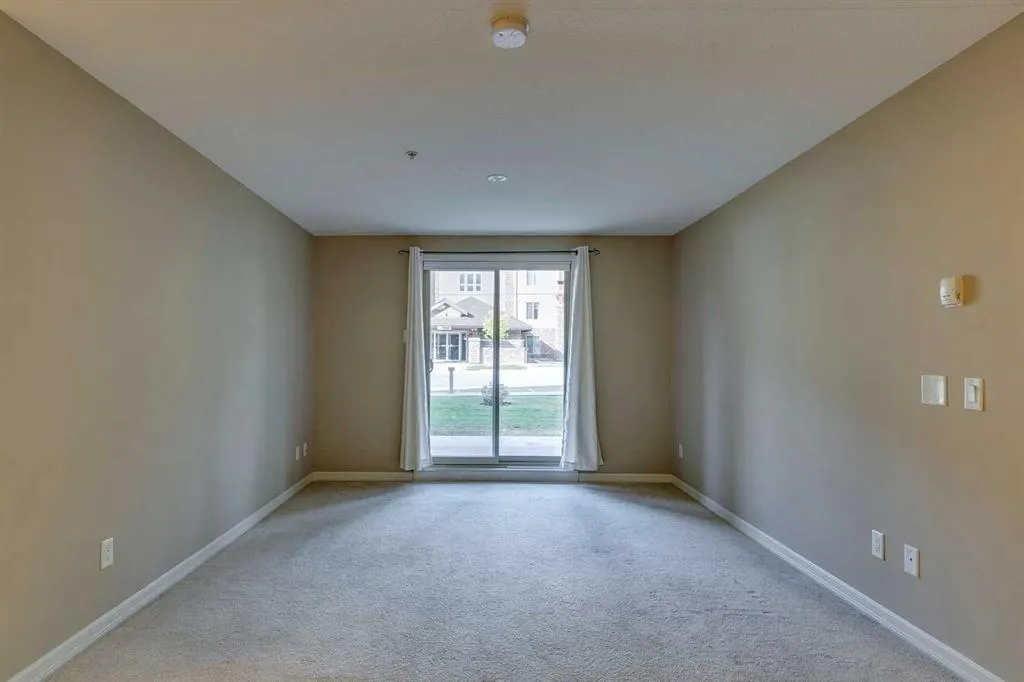 92 Crystal Shores Road, #2114