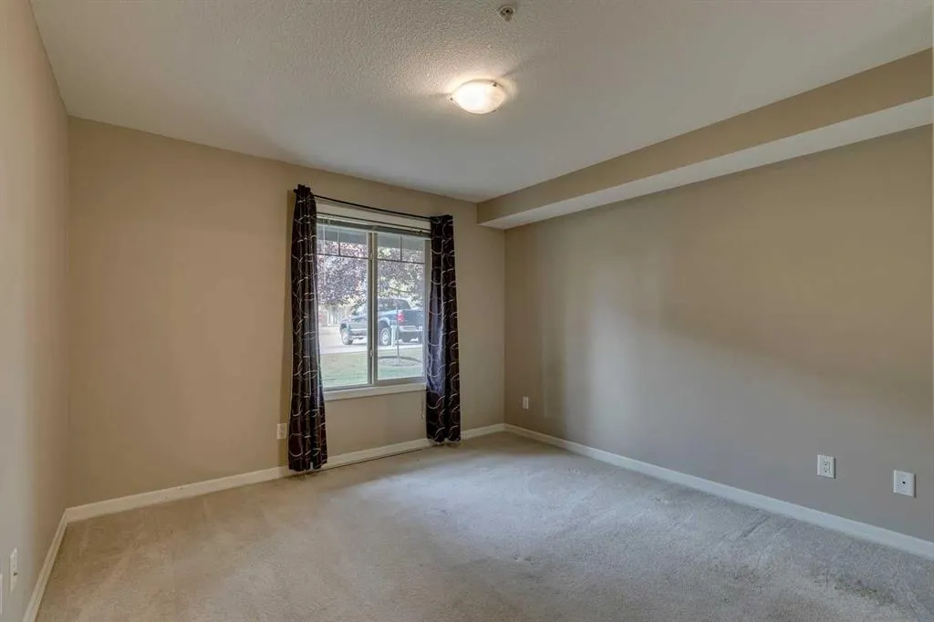 92 Crystal Shores Road, #2114